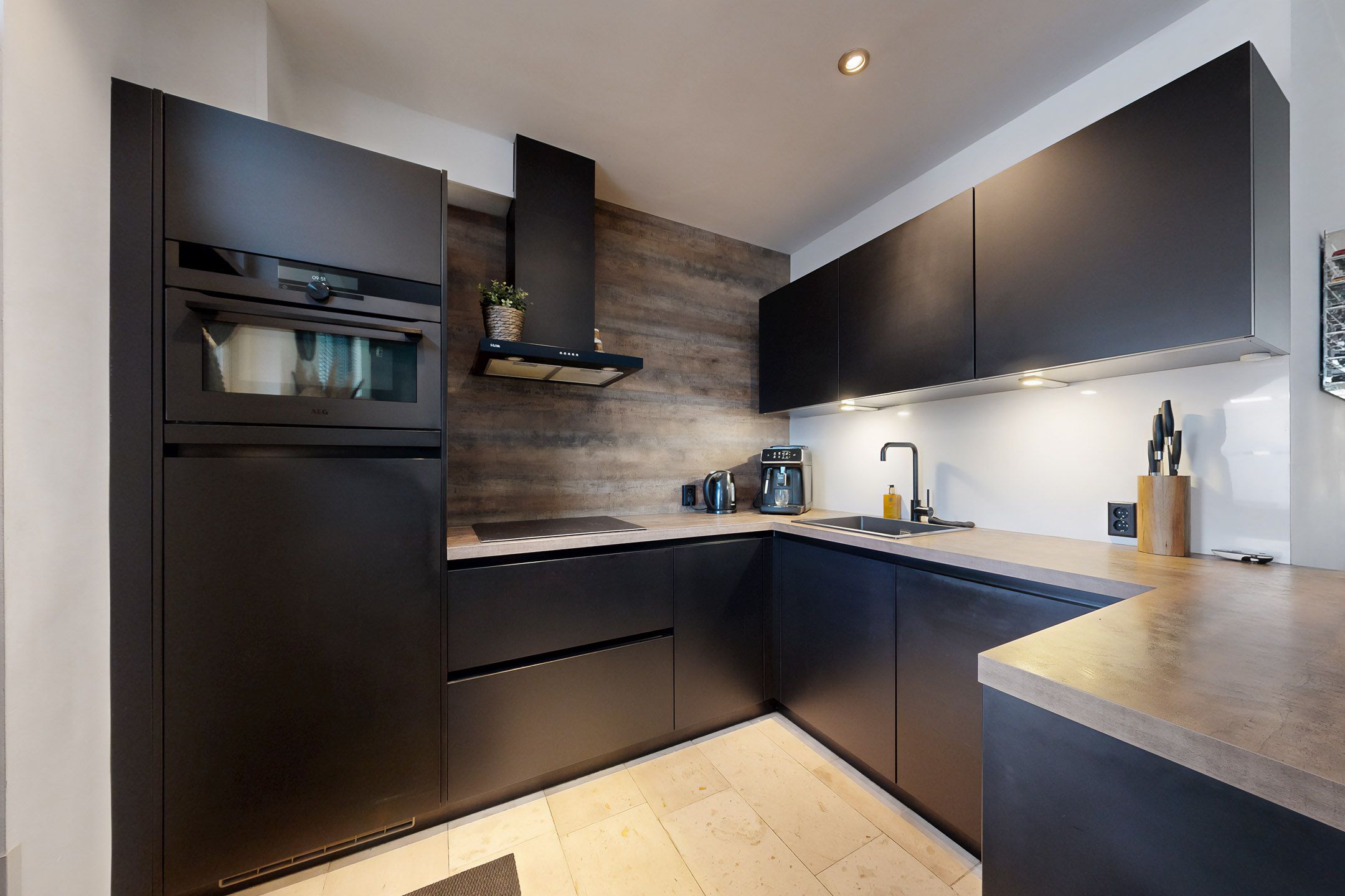 Photo 24 of Oesterzwam 17-A