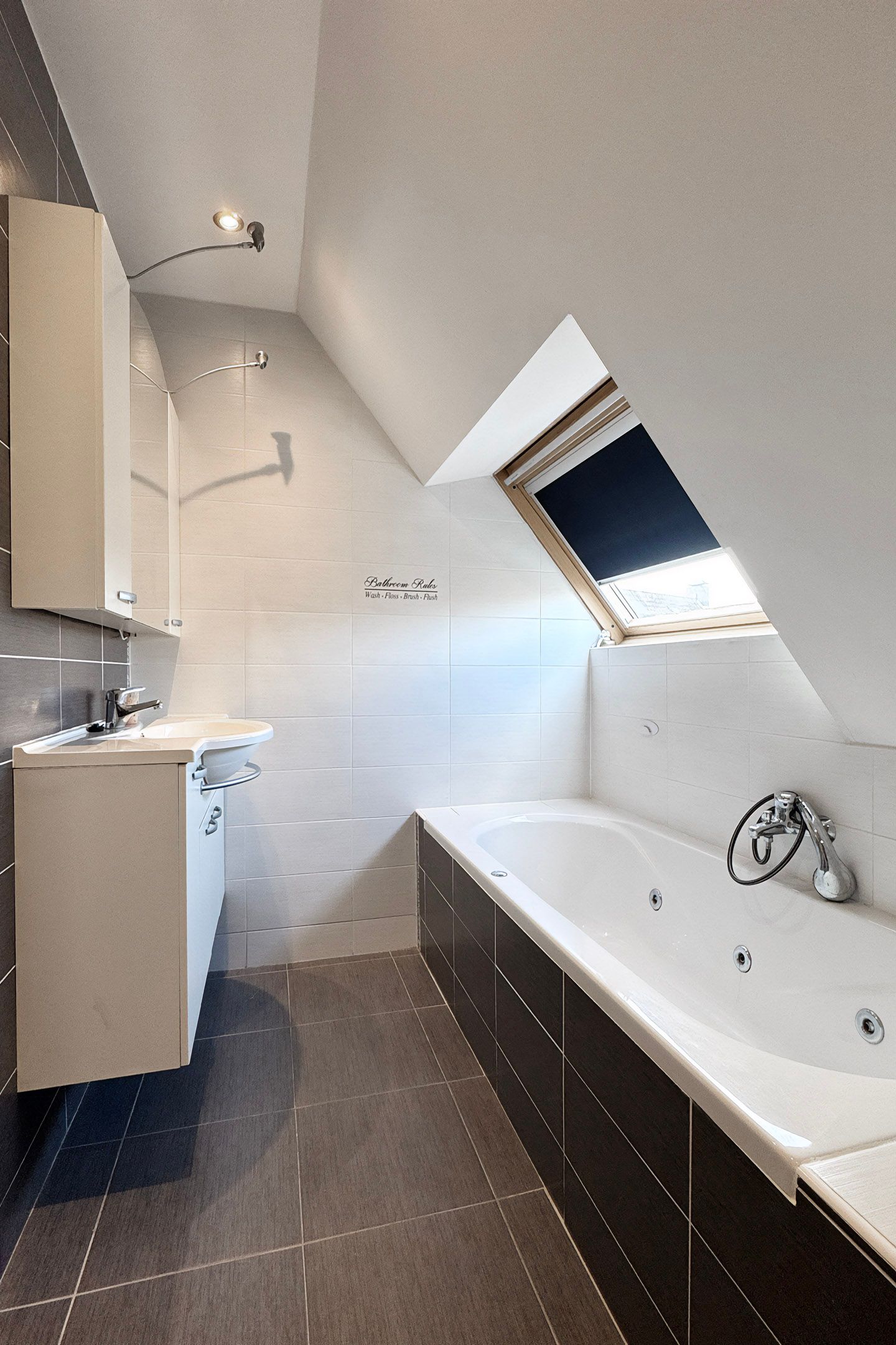 Photo 48 of Oesterzwam 17-A