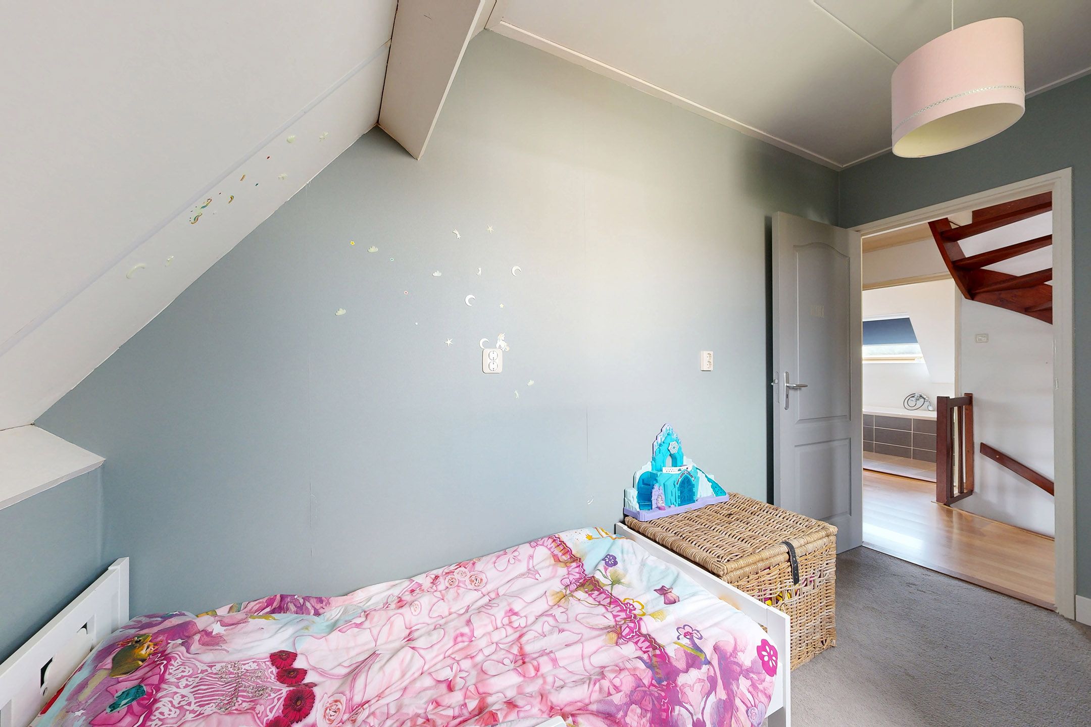 Photo 33 of Oesterzwam 17-A