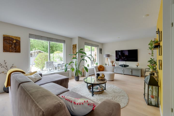 Foto 2 van Hunzebos 6