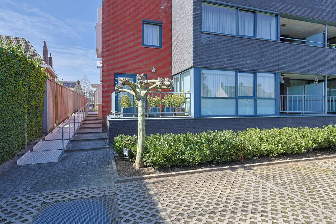 Foto 8 van Rijksweg Zuid 122-4