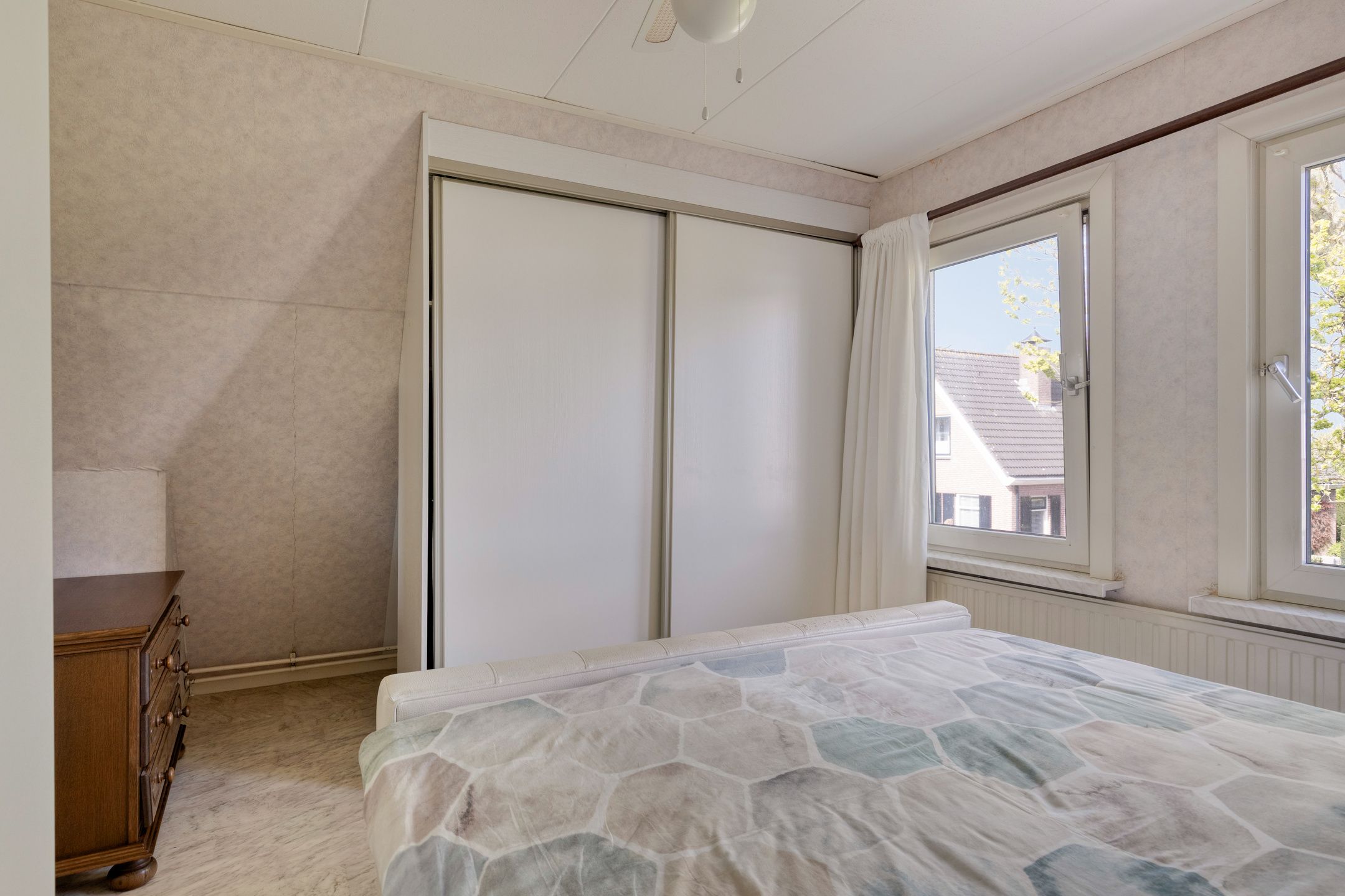 Photo 27 of Huygensstraat 109