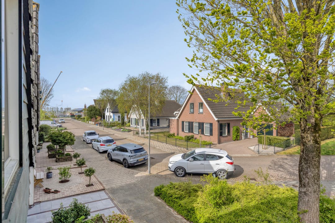 Photo 28 of Huygensstraat 109