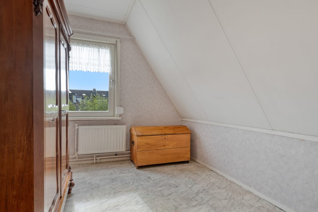 Photo 31 of Huygensstraat 109