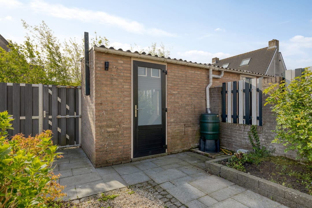 Photo 46 of Huygensstraat 109