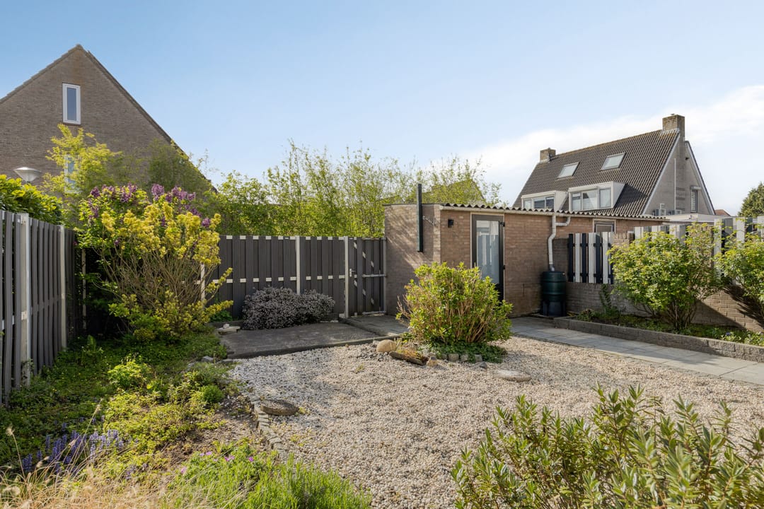 Photo 43 of Huygensstraat 109