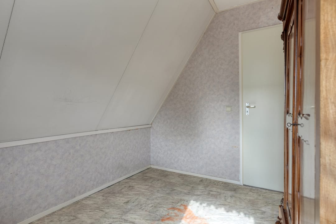 Photo 32 of Huygensstraat 109