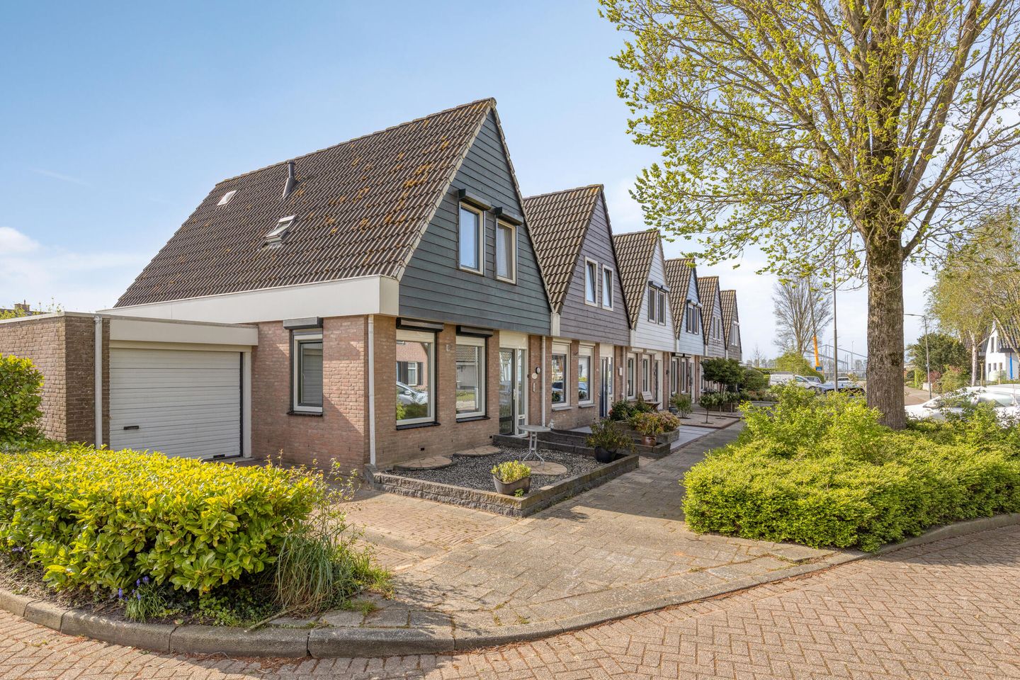 Photo 5 of Huygensstraat 109