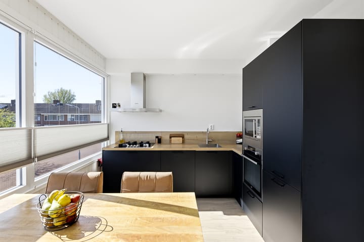 Photo 3 of Diezestraat 7