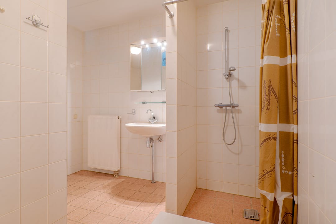 Photo 31 of Wilhelminastraat 8-G