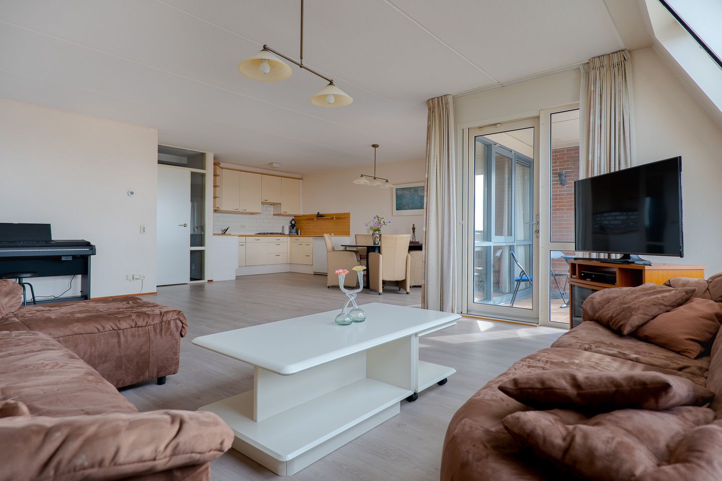 Photo 10 of Wilhelminastraat 8-G