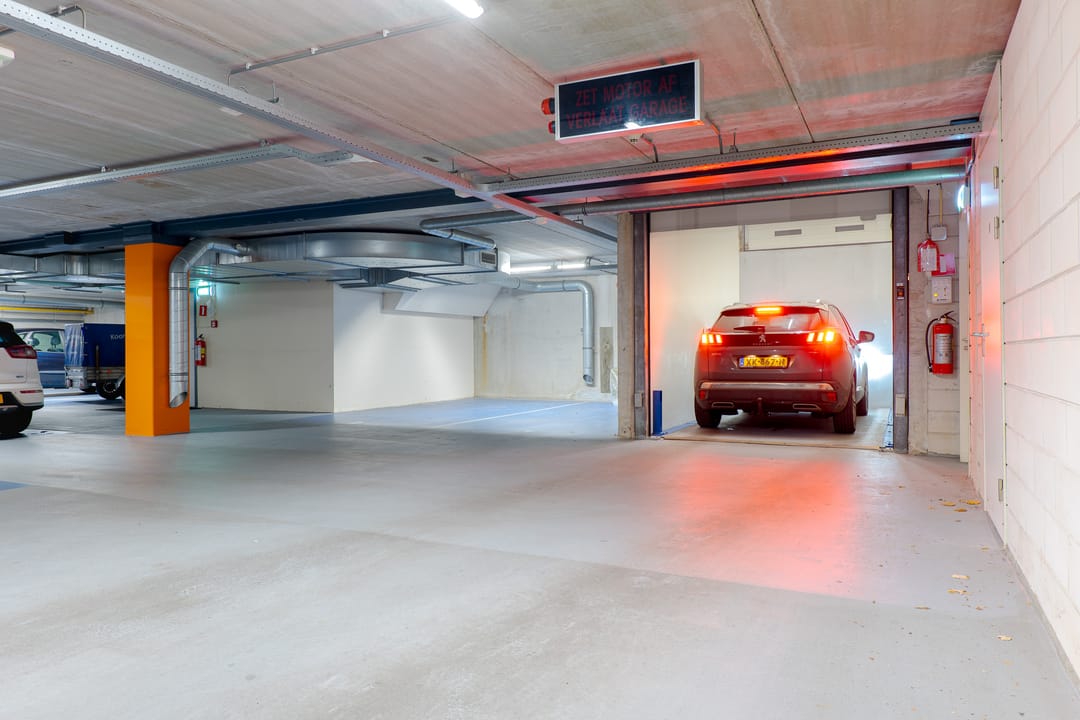 Photo 46 of Wilhelminastraat 8-G