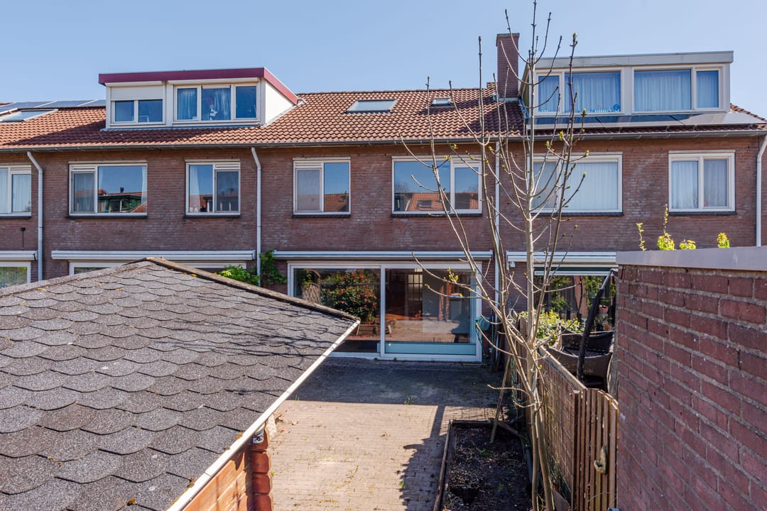 Photo 41 of Galjoen 13 23