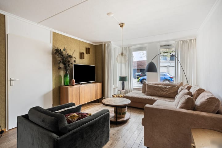 Foto 4 van Van Bronckhorststraat 9