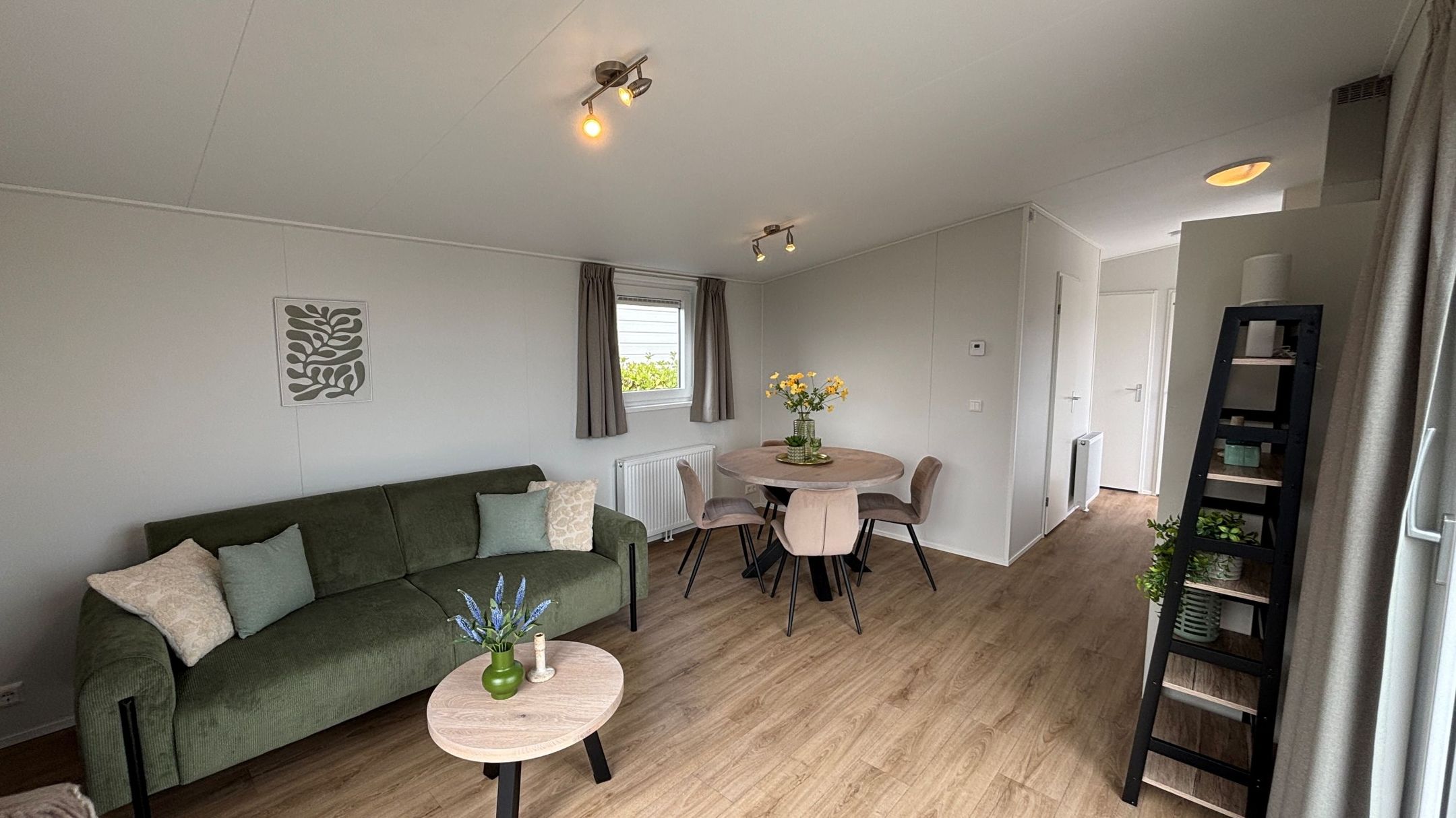 2-bedroom freehold villa in Kamperland — photo 5 of 5