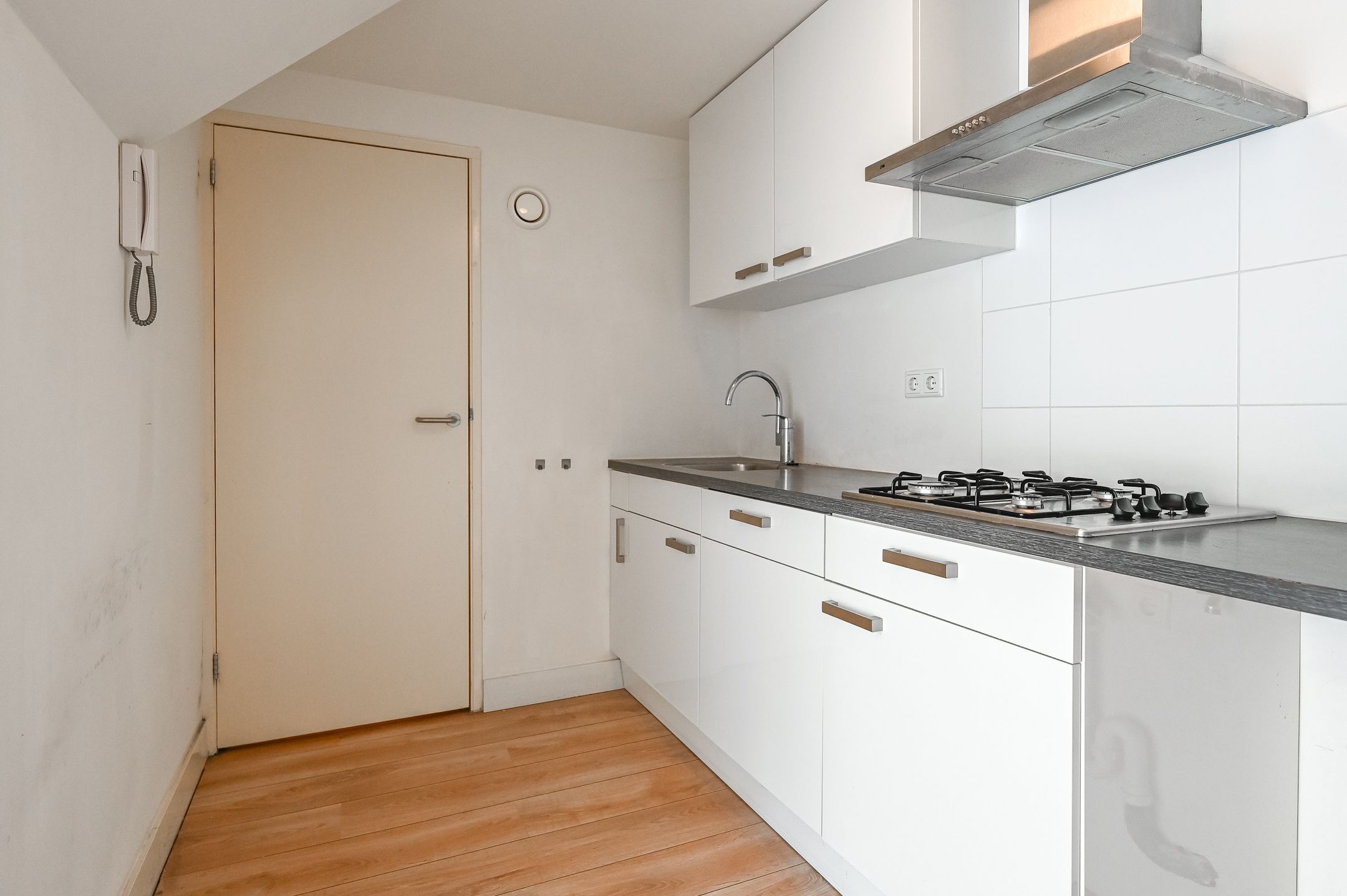 Photo 9 of Gedempte Oude Gracht 118-B