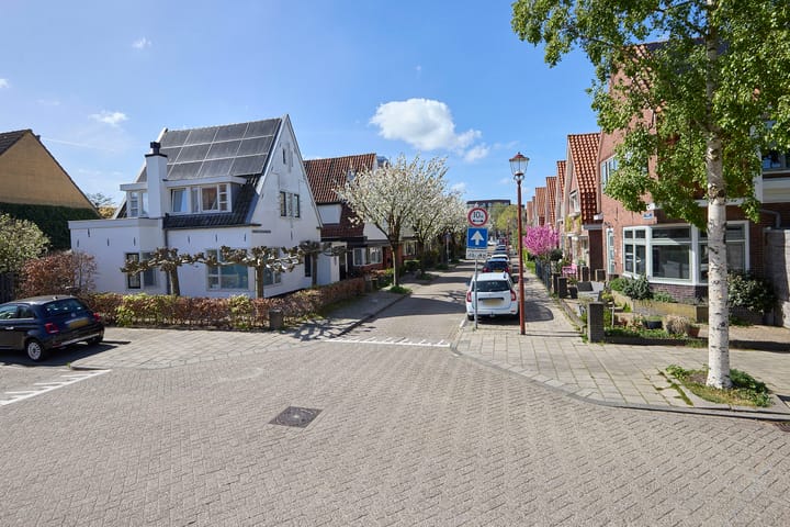 Photo 5 of Bernard Nieuwentijtstraat 12