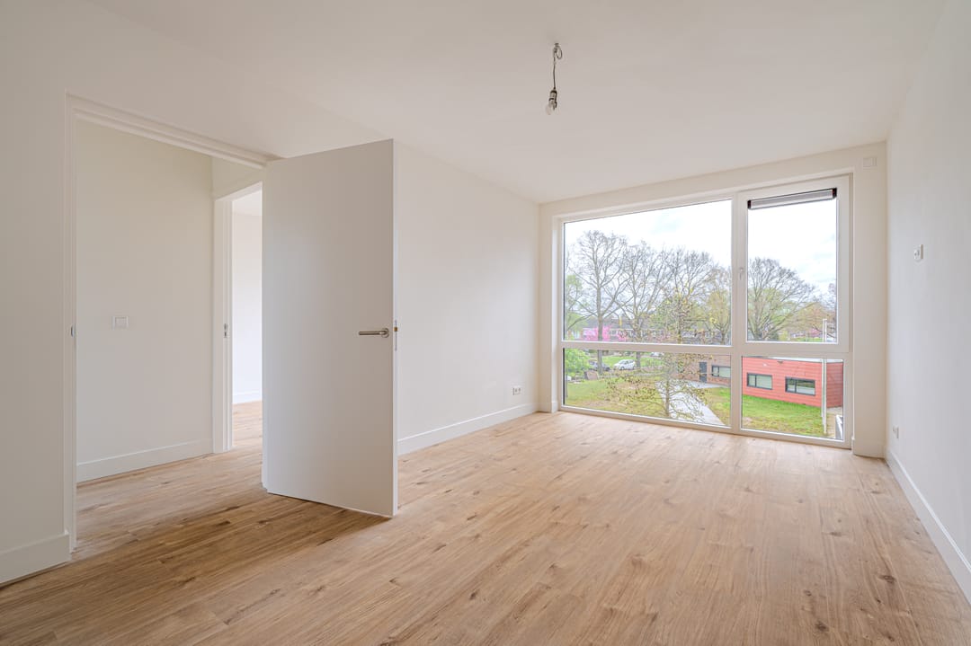 Photo 7 of Nijveenlaan 43