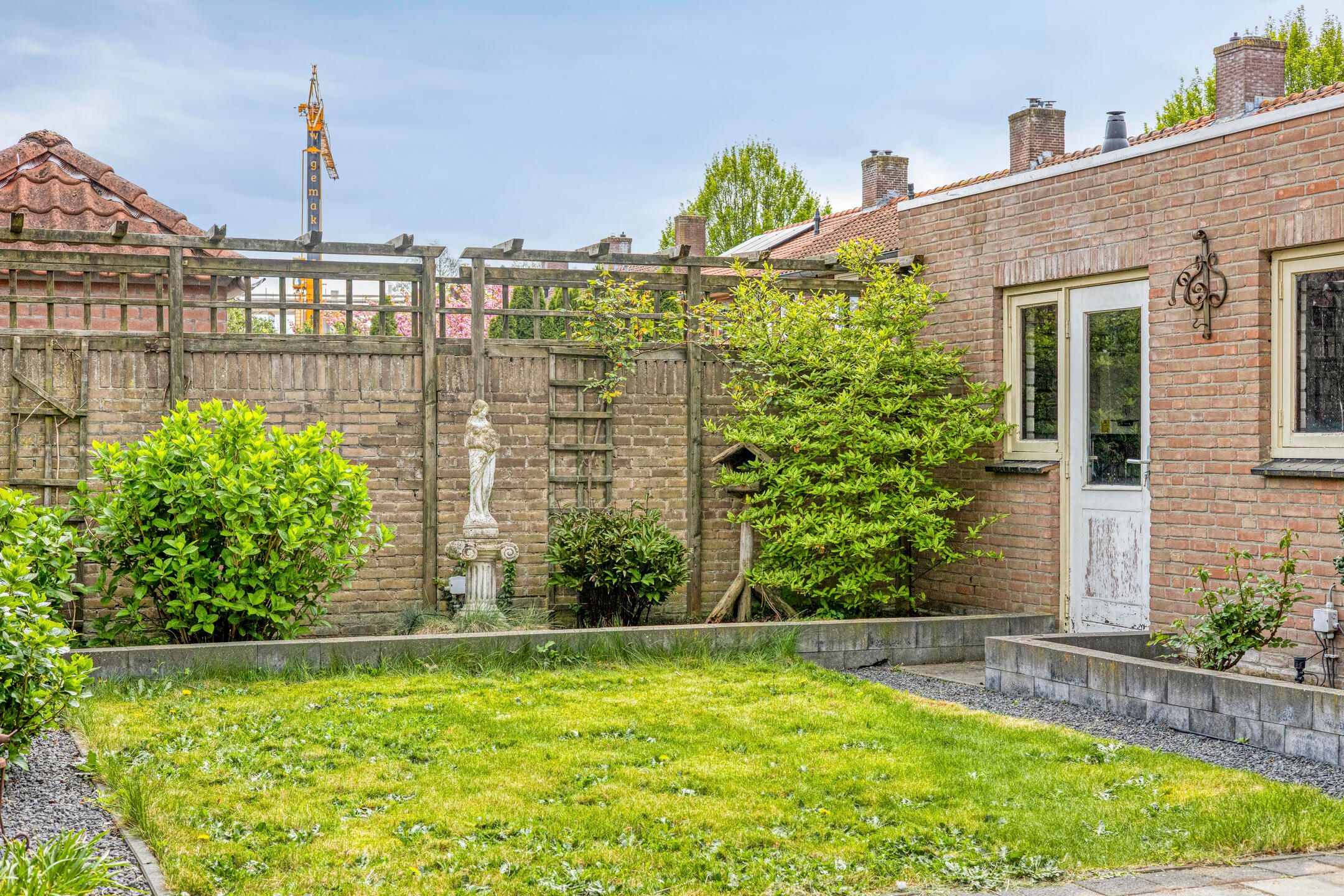 Foto 36 van Leeuwerikstraat 27