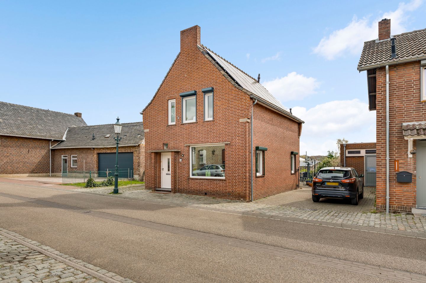 Photo 4 of Hammerstraat 1