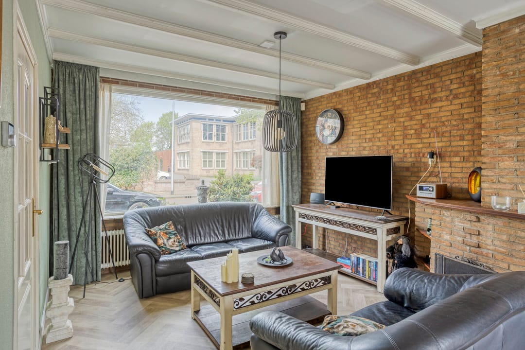 Foto 8 van Leeuwerikstraat 27