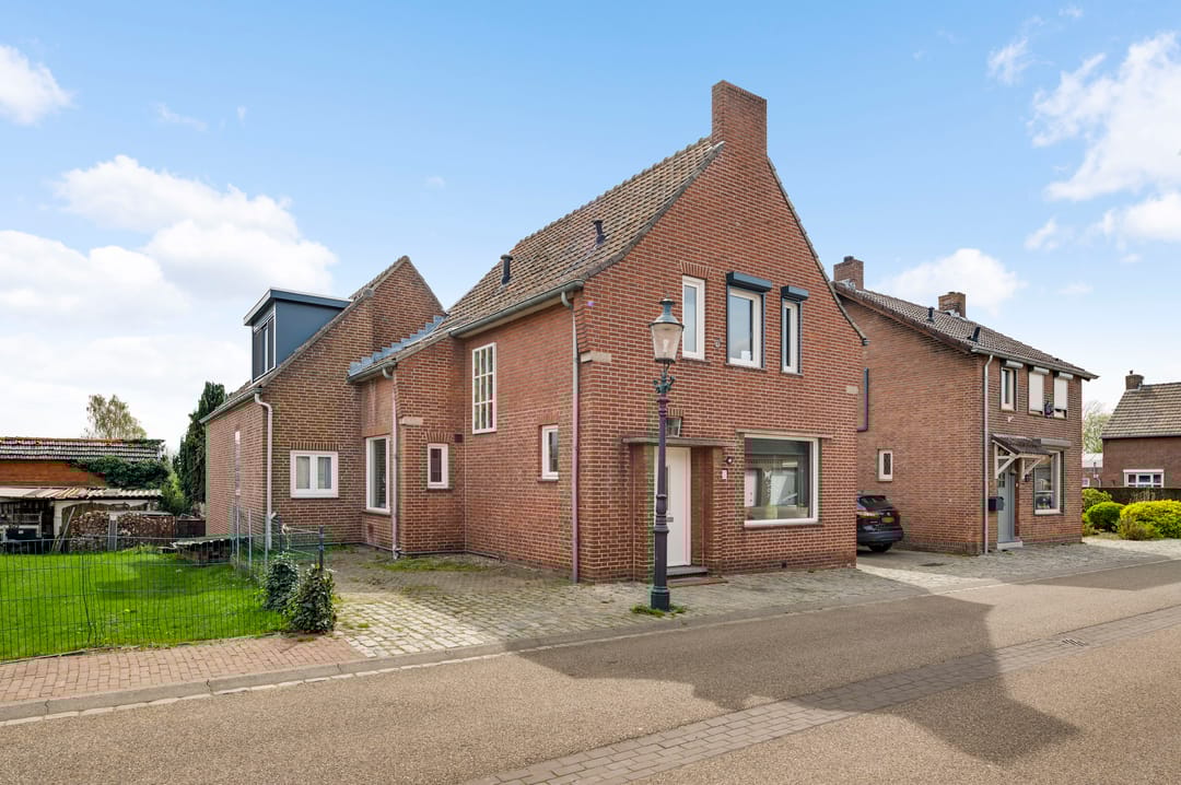 Photo 2 of Hammerstraat 1