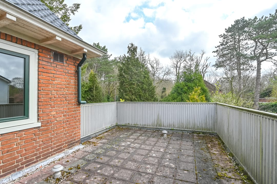 Charming Semi-Detached Villa with Garden and Garage in Santpoort-Zuid — 22
