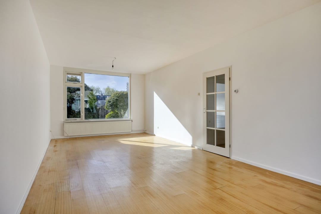 Photo 2 of J.H. van Linschotenlaan 9