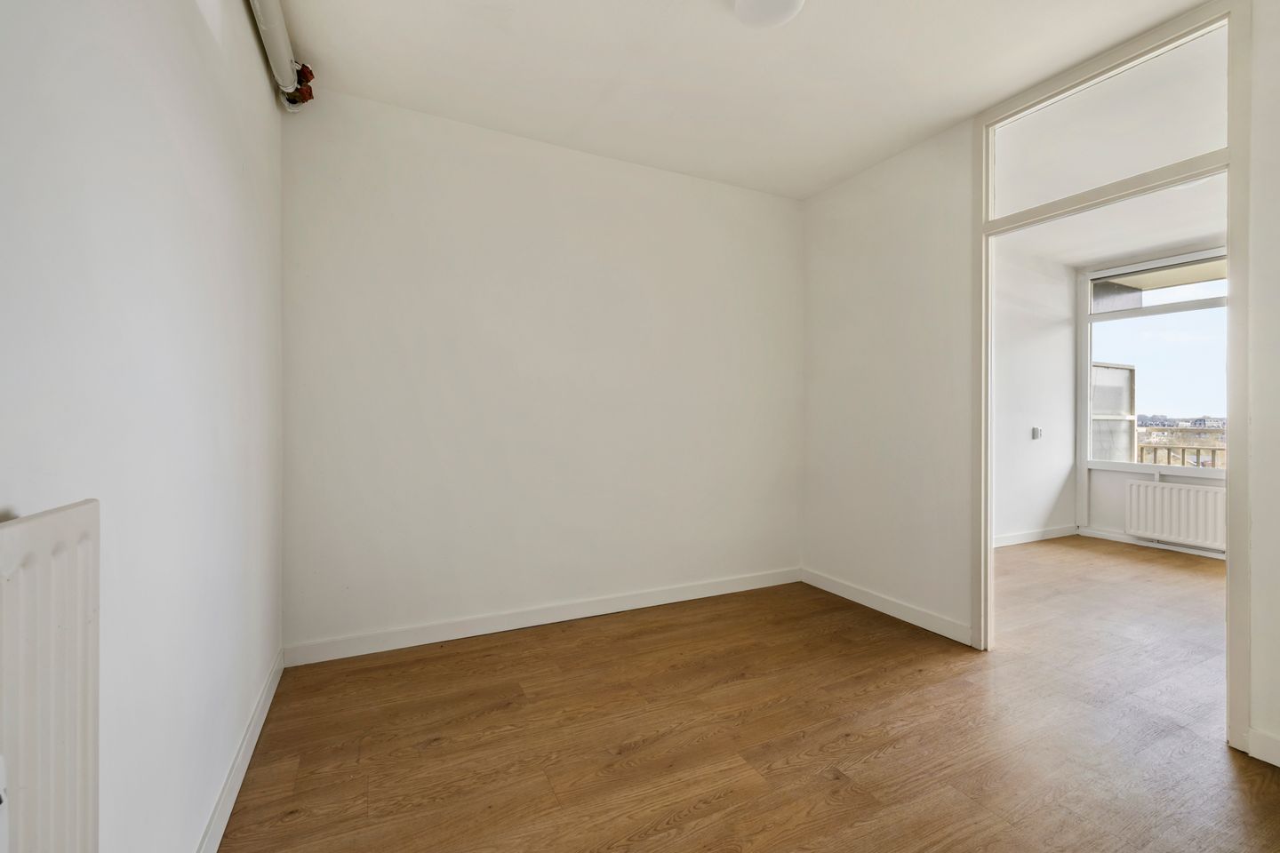 Spacious apartment with lift, balcony and panoramic view in Weesp — 20