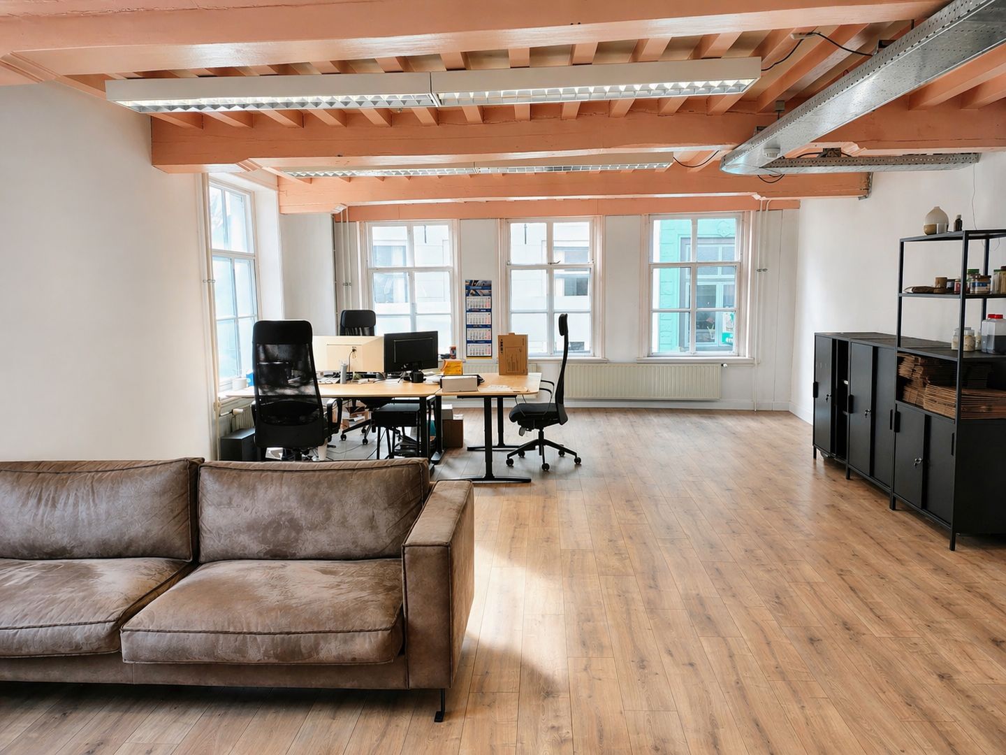 View photo 4 of Spuistraat 6