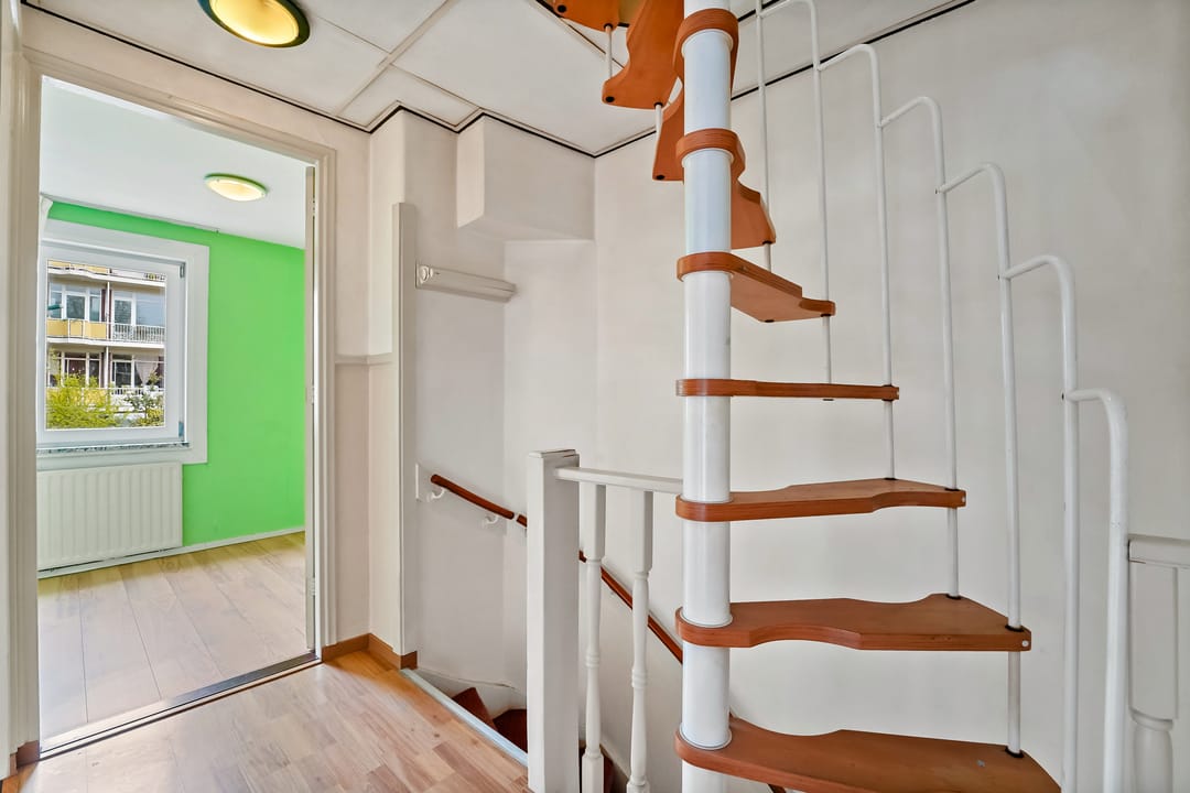 Photo 23 of Wormerveerstraat 222