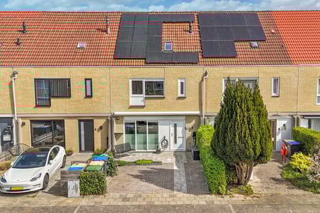 Karveel 48 thumbnail