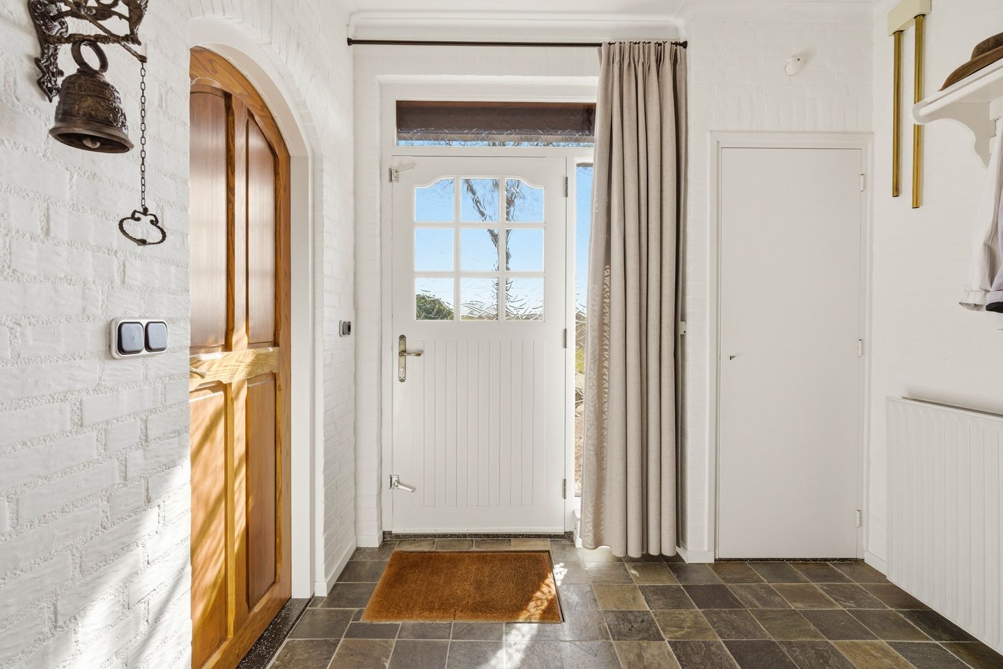 Charming semi-detached house with garden room and garage in Mill-West — 20