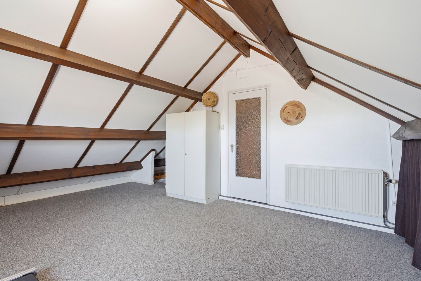 Charming semi-detached house with garden room and garage in Mill-West — 34