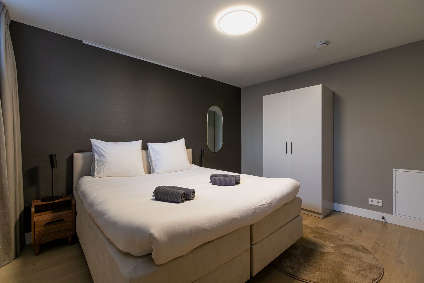 Luxurious Ground-Floor Apartment with Large Garden in Popular Blijdorp — 25