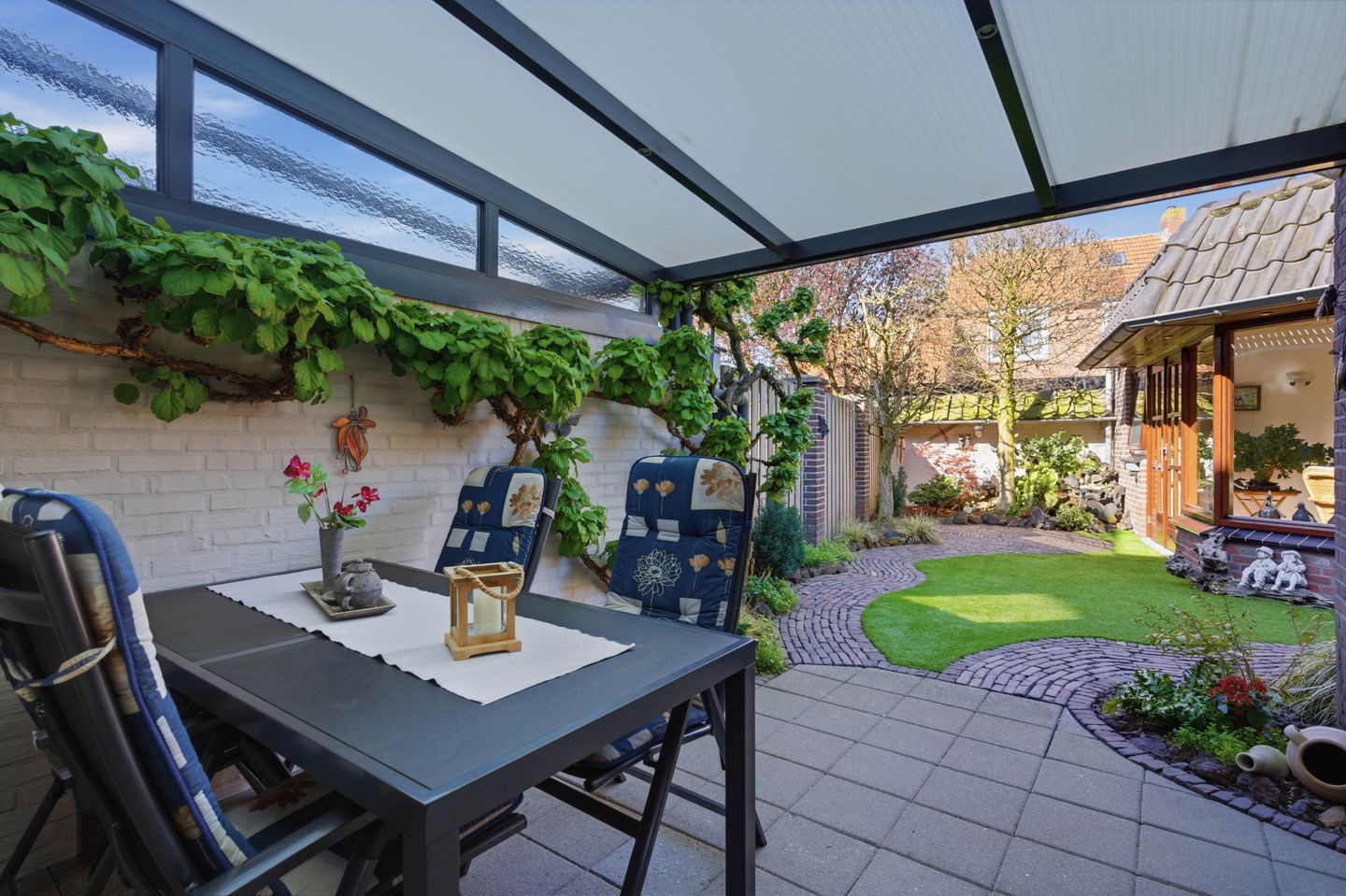 Charming semi-detached house with garden room and garage in Mill-West — 35