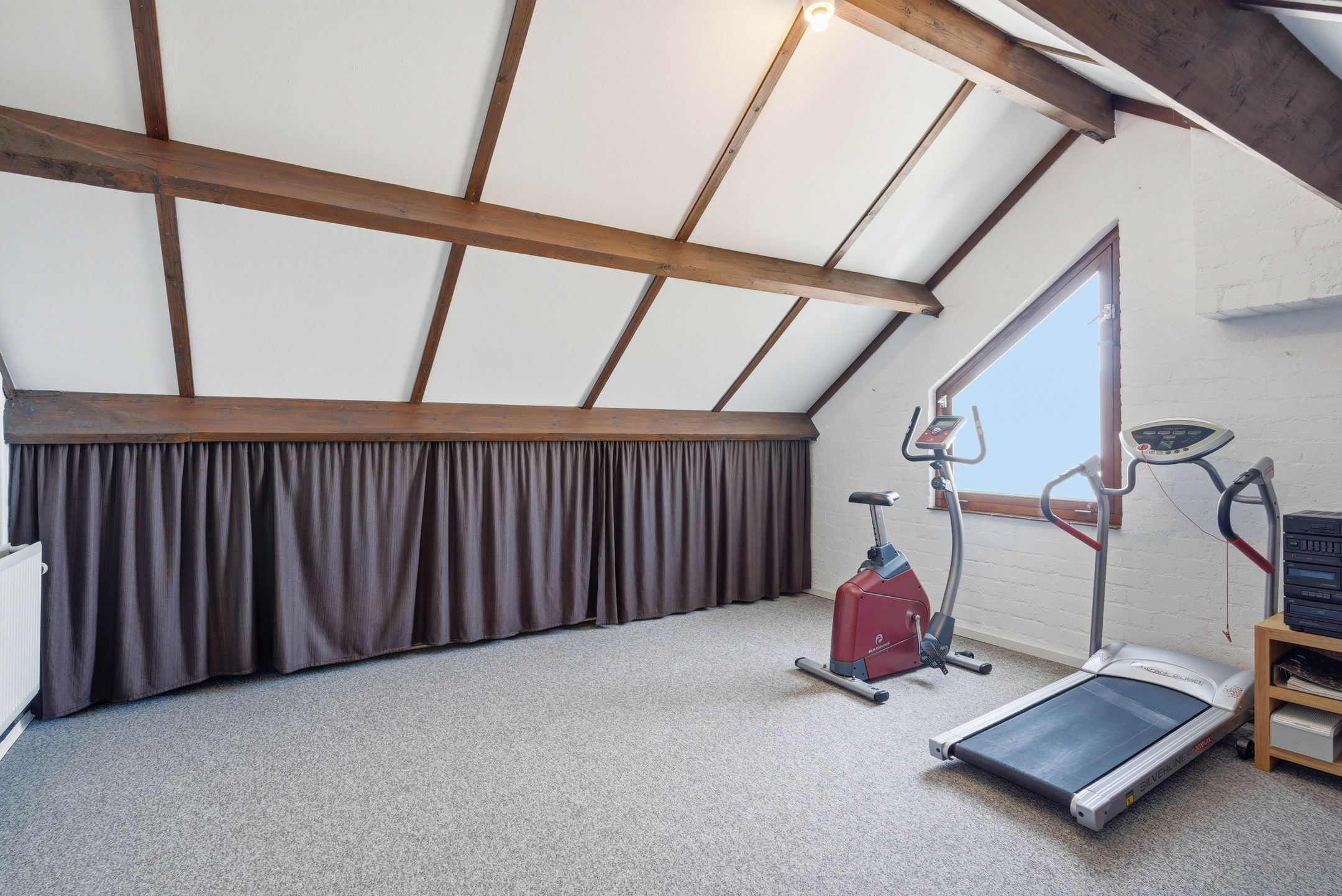 Charming semi-detached house with garden room and garage in Mill-West — 33