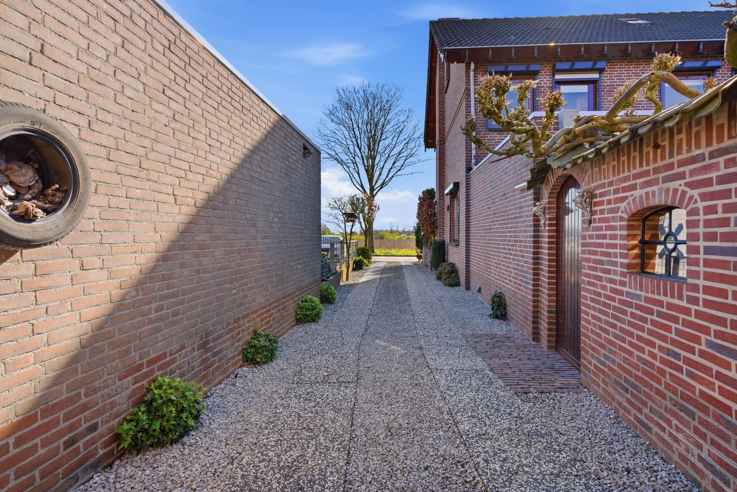 Charming semi-detached house with garden room and garage in Mill-West — 44