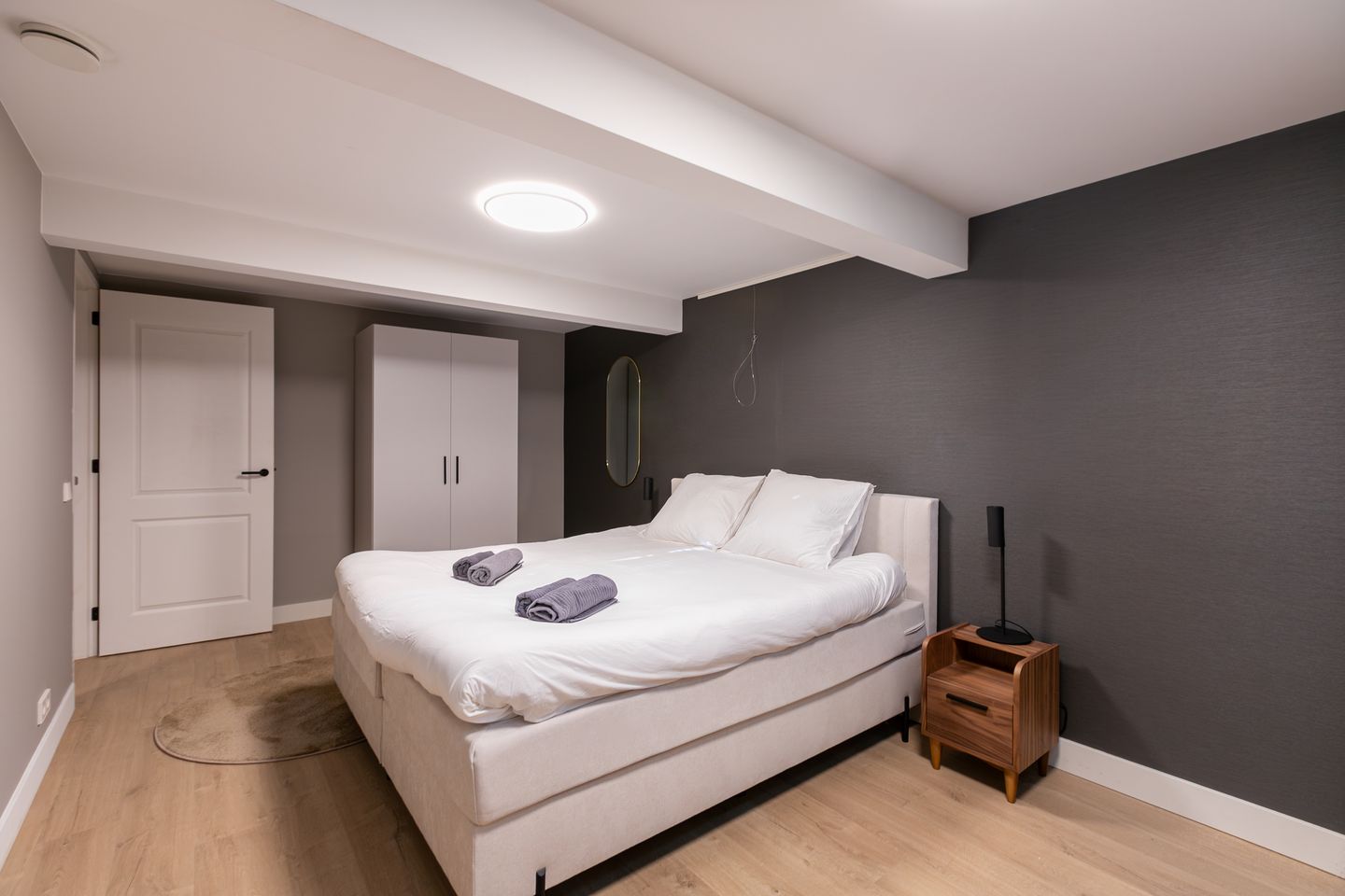 Luxurious Ground-Floor Apartment with Large Garden in Popular Blijdorp — 19