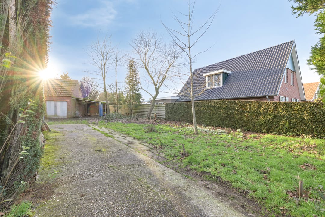 Photo 7 of Julianaweg 29