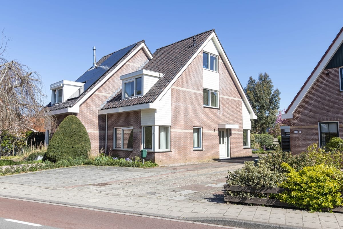 Voorweg 106 