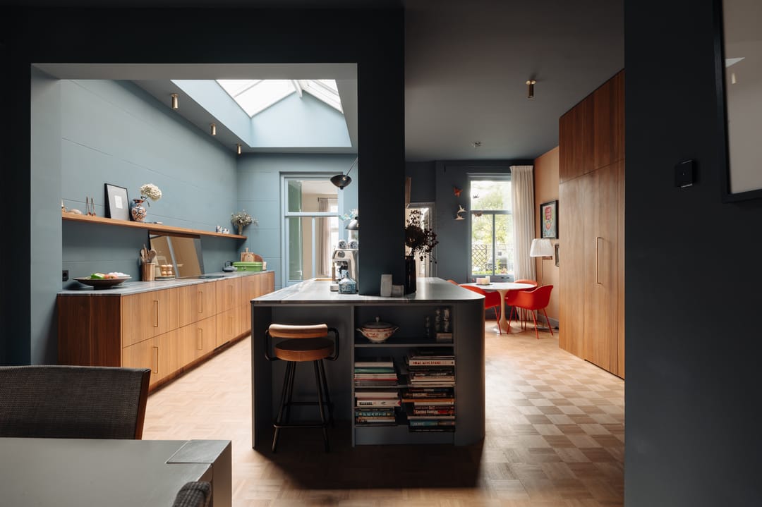 Unique Corner Townhouse with Exceptional Ceiling Heights and Multi-Purpose Living Potential Near Vondelpark — 22