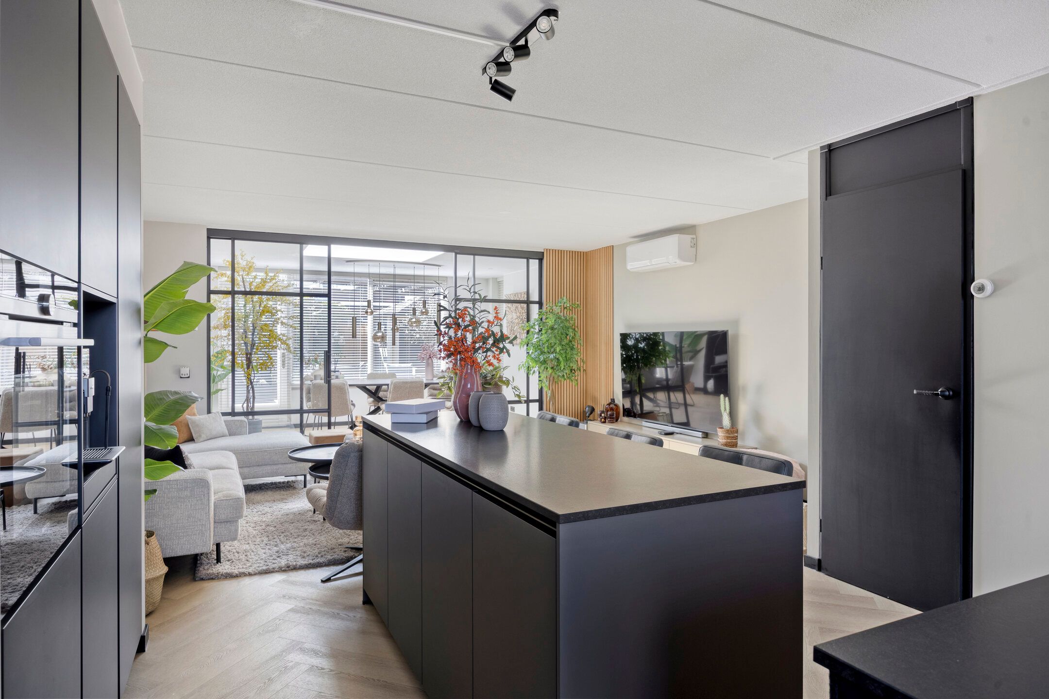 Foto 3 van Madelief 21