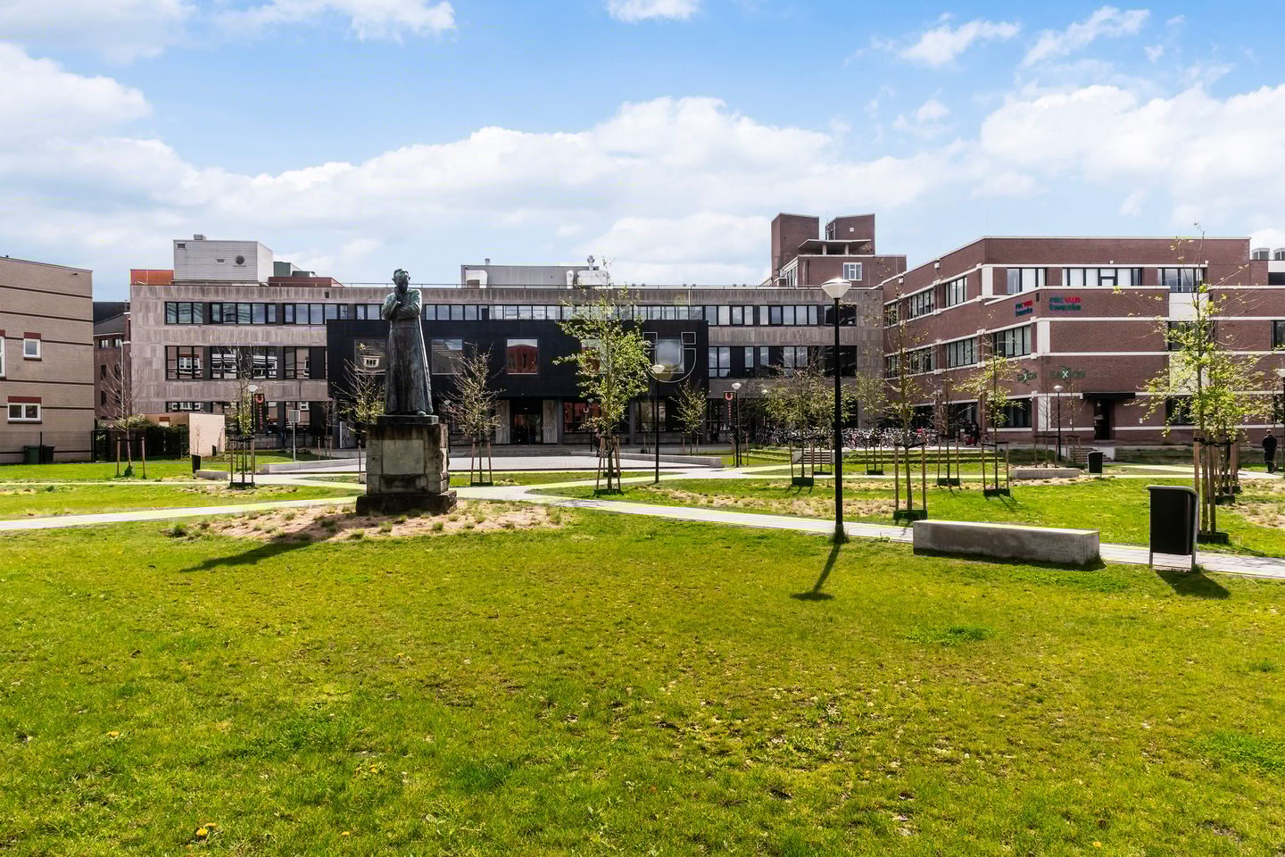 Bekijk foto 5 van Ariënsplein 1