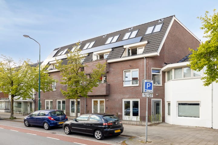 Photo 3 of Koninginnelaan 22-15