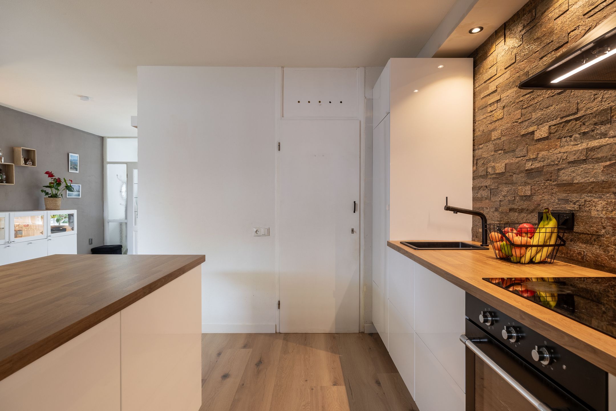 Foto 24 van Jongamastate 7