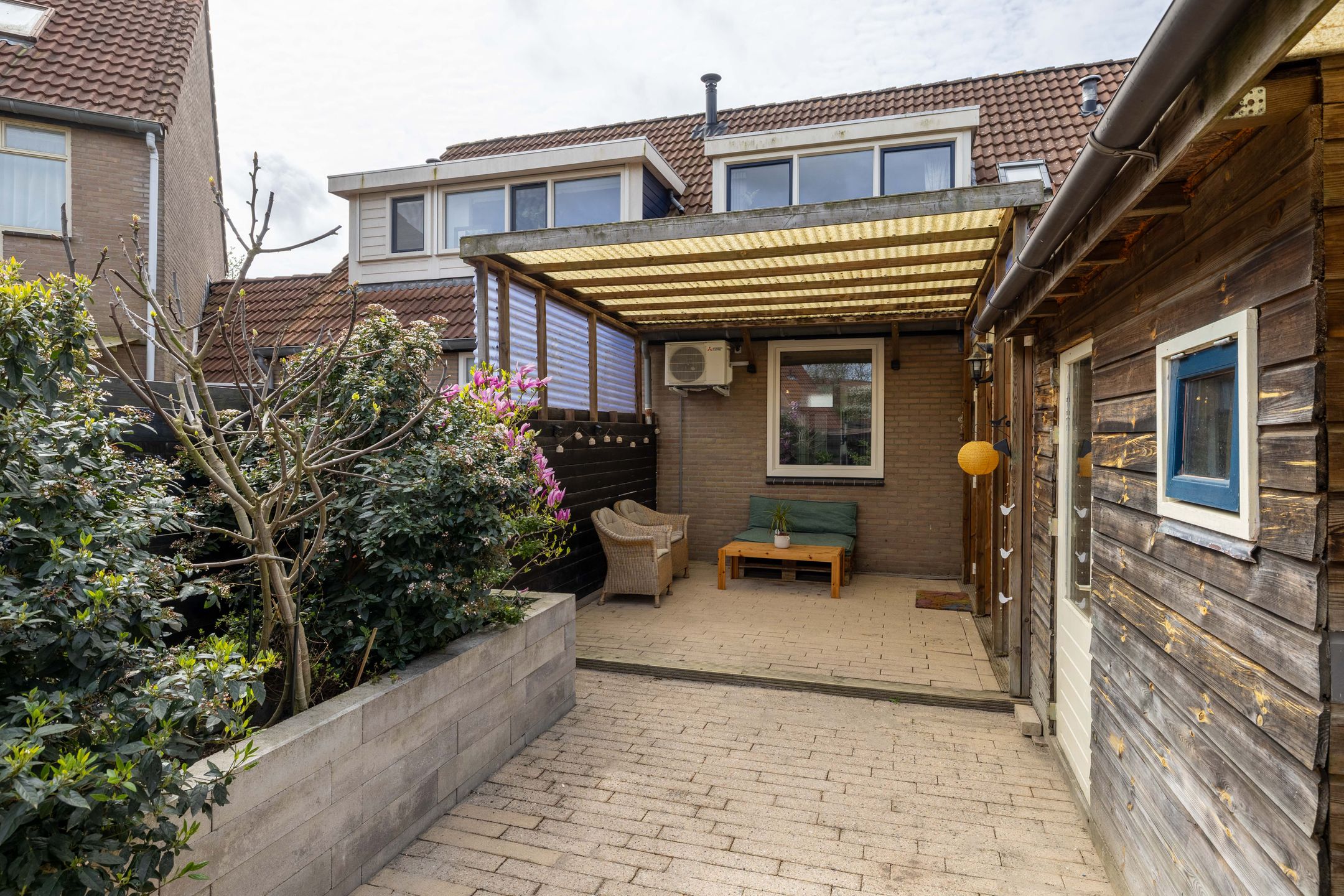 Foto 45 van Jongamastate 7