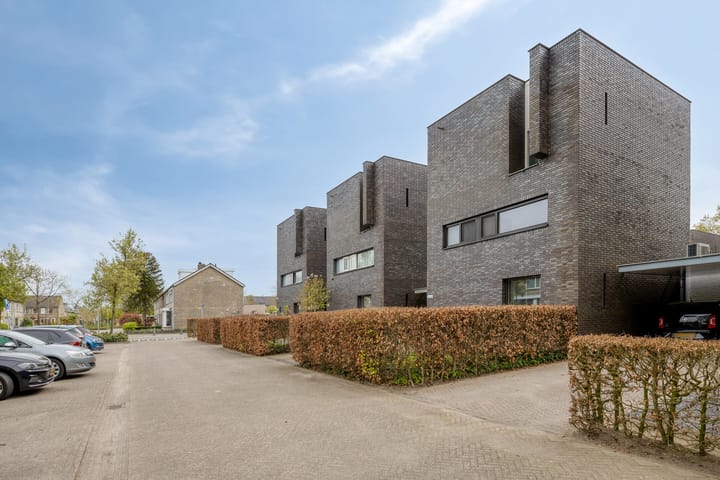 Foto 2 van Pater Pirestraat 35-04