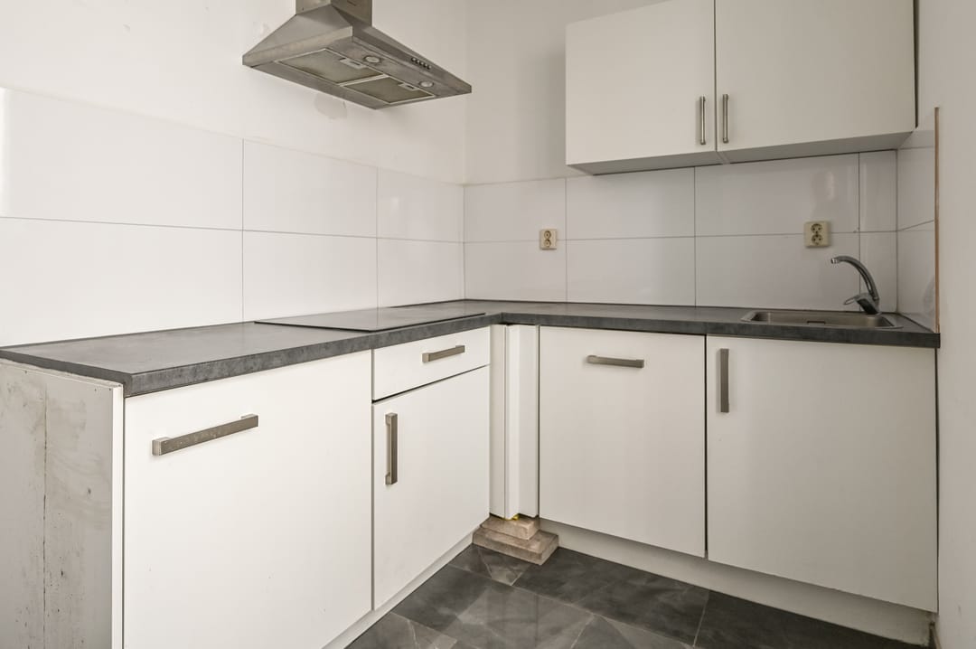 Photo 11 of Kamperstraat 16