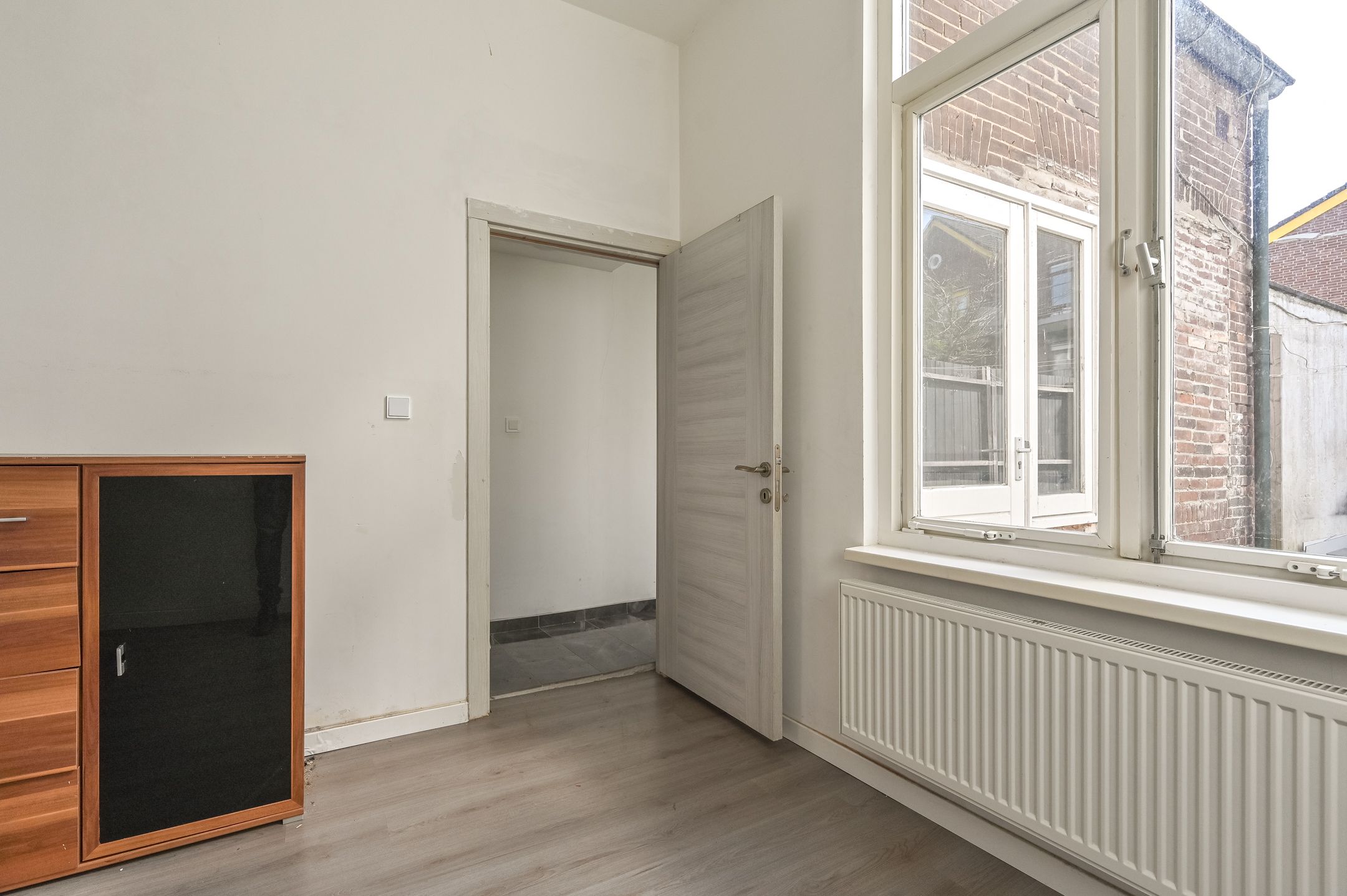 Photo 9 of Kamperstraat 16